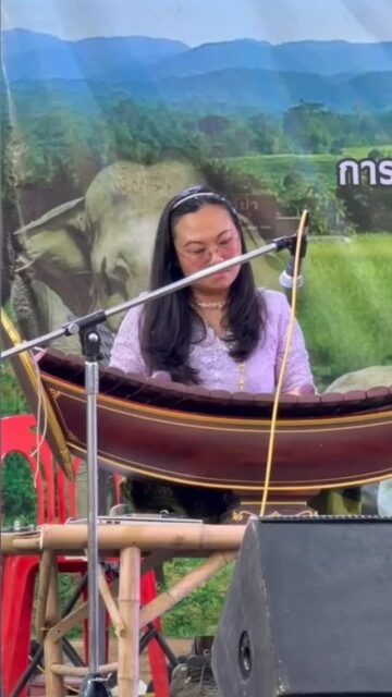 A proud first for Bring The Elephant Home! 🐘✨ We had the honour of opening the Thai Elephant Day festivities at Kui Buri National Park with traditional Thai music and dance. 🎶 Led by our talented Mook, our team helped start this beautiful celebration of elephants, culture, and coexistence. 💚🐘 #ThaiElephantDay
#KuiBuriNationalPark
#HumanElephantCoexistence
#CommunityConservation
#ThaiCulture